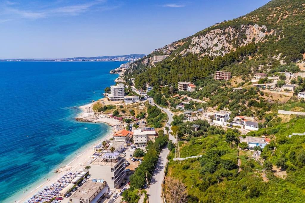 Exclusive Seafront 3 Vlorë