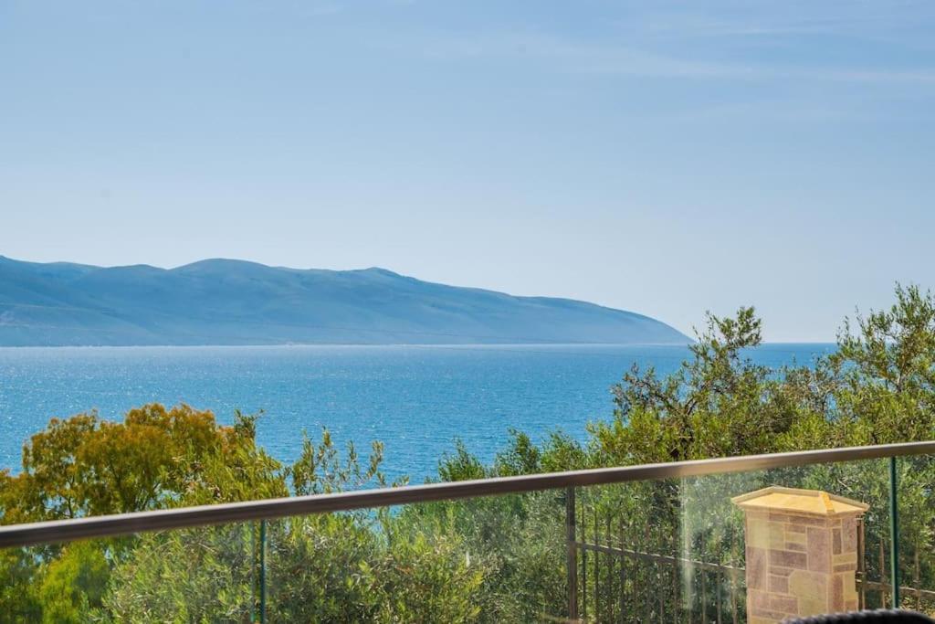 Appartamento Exclusive Seafront 3 *